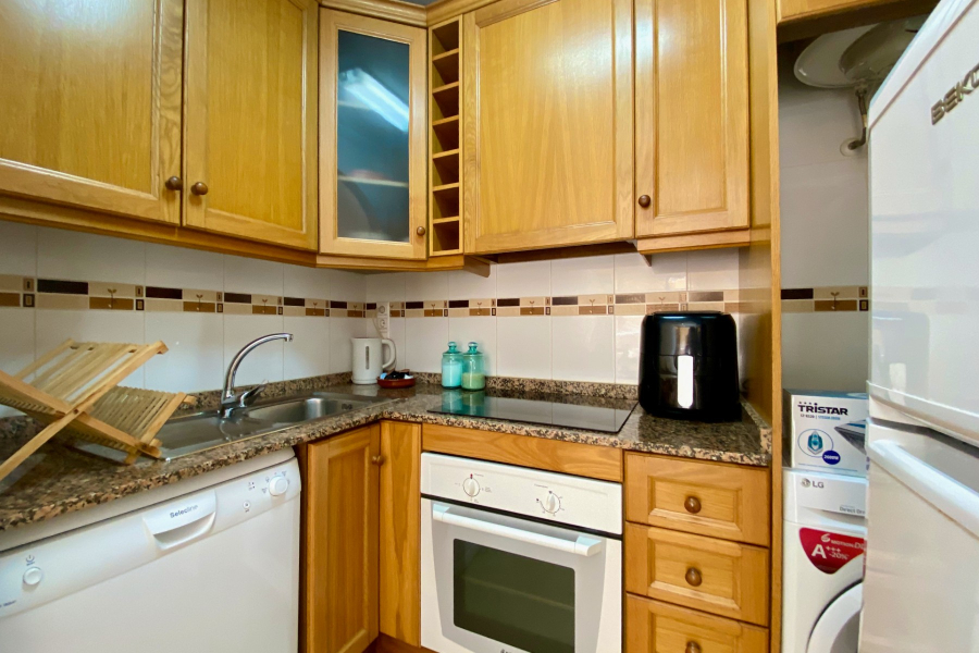 Resale - Apartment/Bungalow - Torrevieja  - Aguas Nuevas