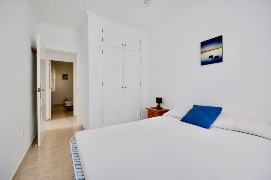 Resale - Apartamento/Bungalow - Torrevieja  - Aguas Nuevas