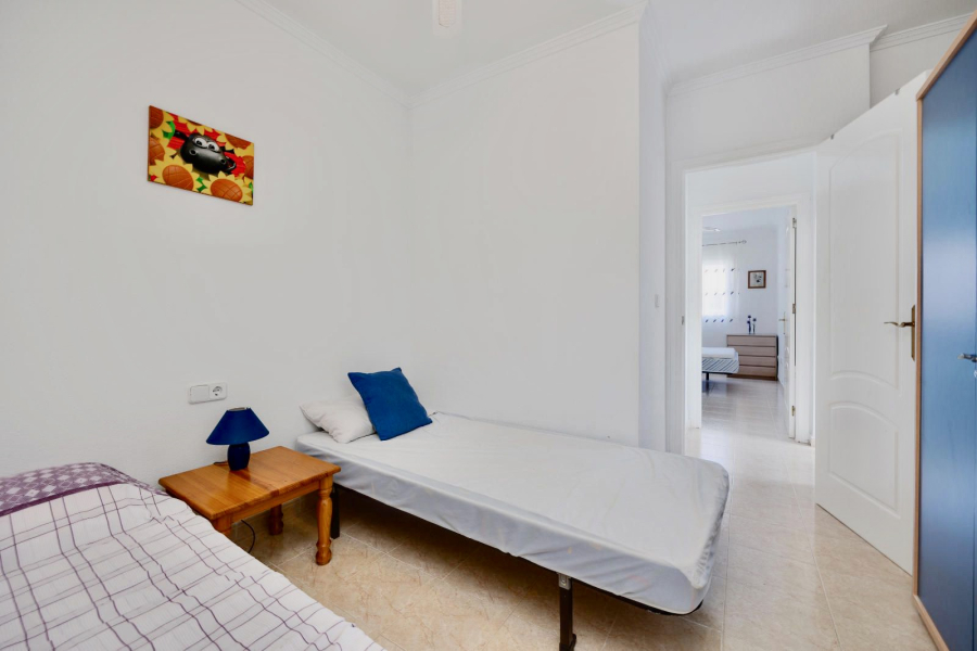 Resale - Apartamento/Bungalow - Torrevieja  - Aguas Nuevas