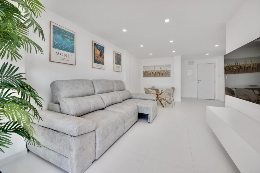 Resale - Apartment/Bungalow - Torrevieja  - Los Naufragos