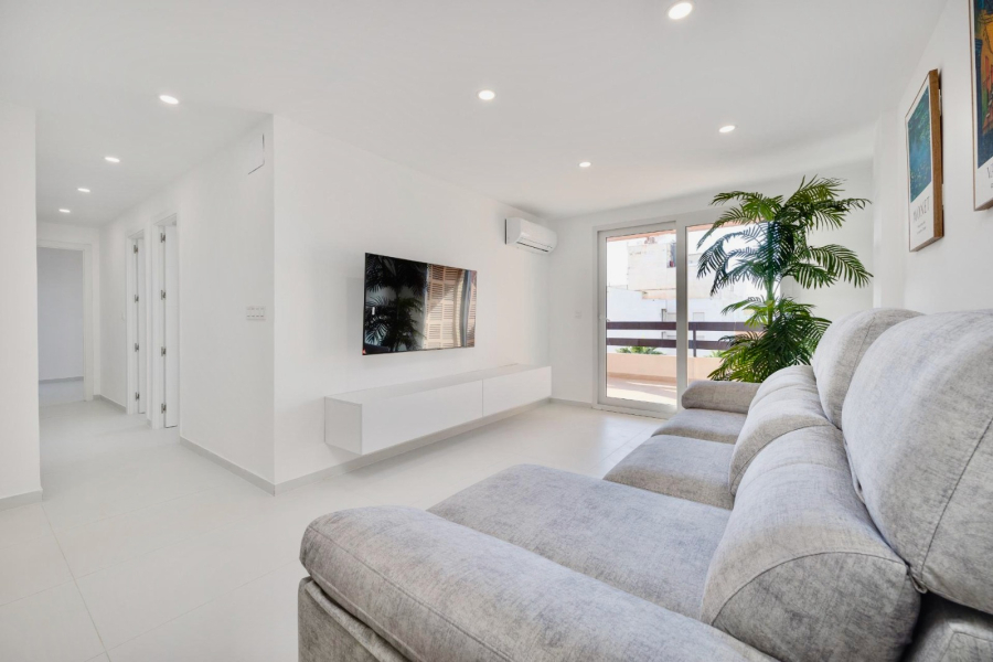 Resale - Apartment/Bungalow - Torrevieja  - Los Naufragos