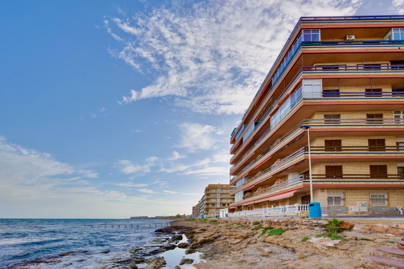 Apartment/Bungalow - Resale - Torrevieja  - Los Naufragos