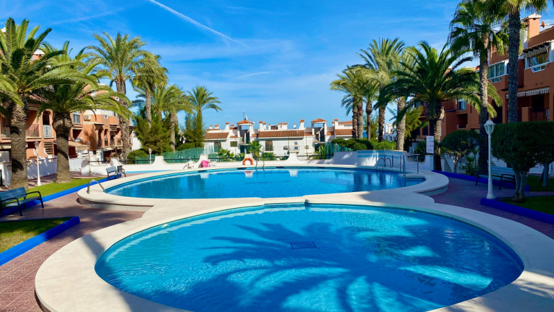 Lägenhet / Bungalow  - Resale - Torrevieja  - Torreblanca