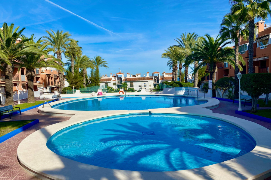 Resale - Lägenhet / Bungalow  - Torrevieja  - Torreblanca