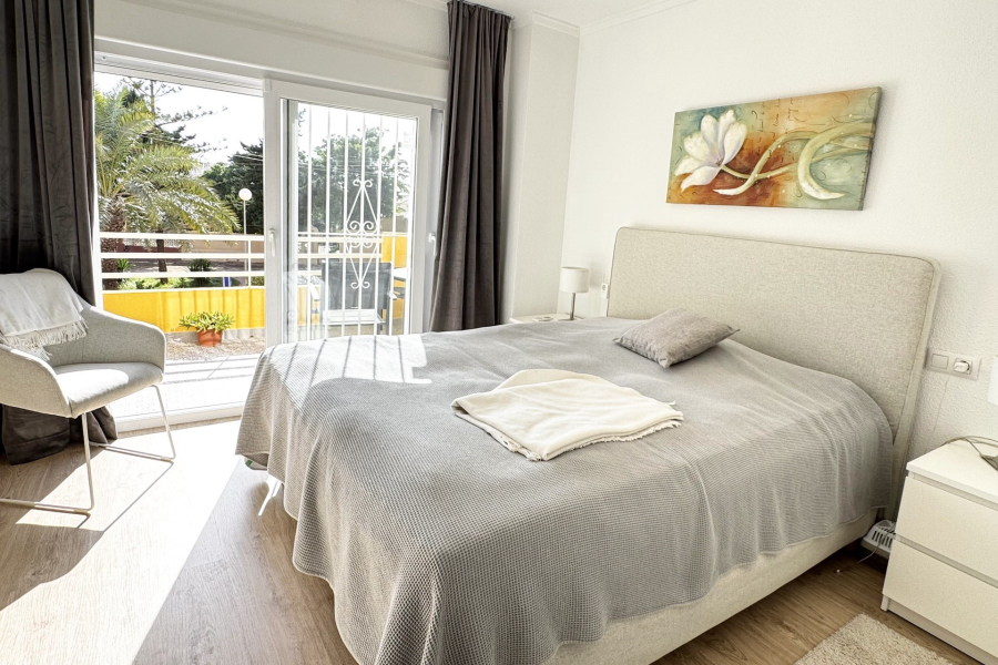 Resale - Duplex / Adosado - Torrevieja  - La Rosaleda - Los Frutales