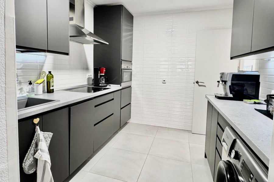 Resale - Duplex / Adosado - Torrevieja  - La Rosaleda - Los Frutales