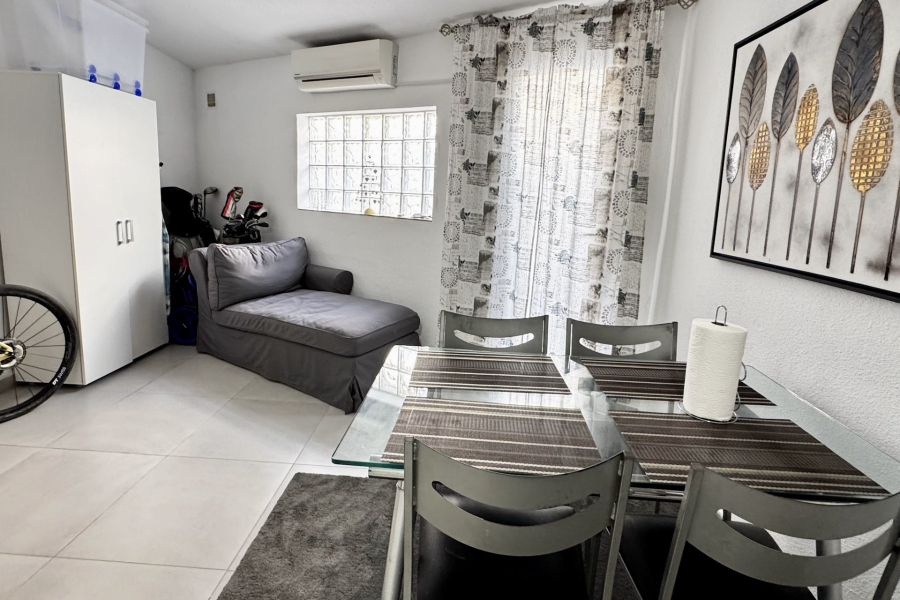 Resale - Duplex / Adosado - Torrevieja  - La Rosaleda - Los Frutales