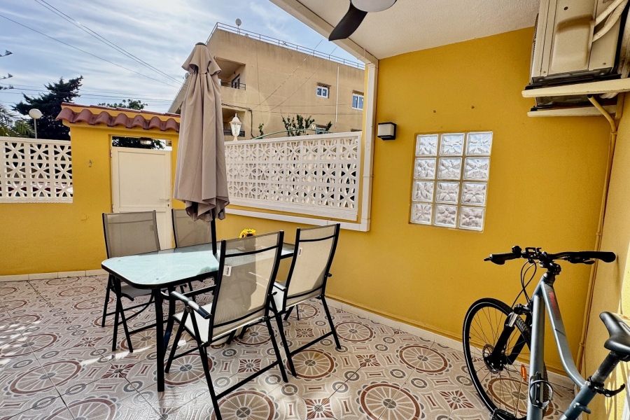 Resale - Duplex / Adosado - Torrevieja  - La Rosaleda - Los Frutales