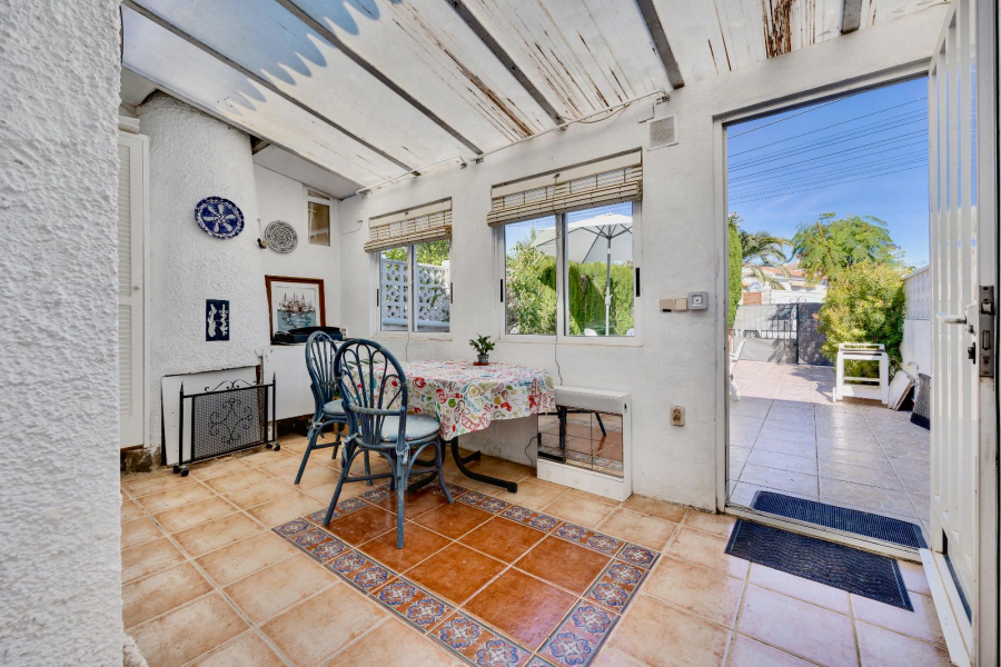 Resale - Duplex / Adosado - Torrevieja  - Los Ángeles