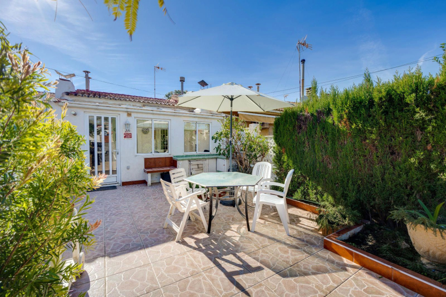 Resale - Duplex / Adosado - Torrevieja  - Los Ángeles