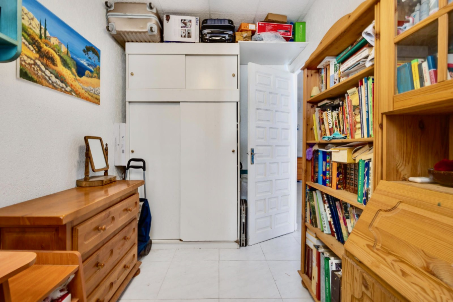 Resale - Duplex / Adosado - Torrevieja  - Los Ángeles