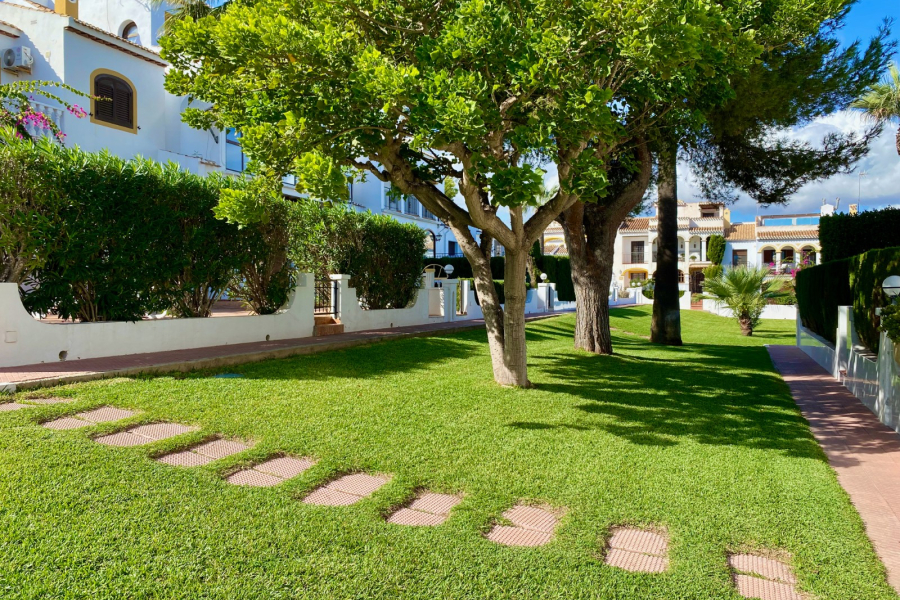 Resale - Villa - Torrevieja  - Torreblanca