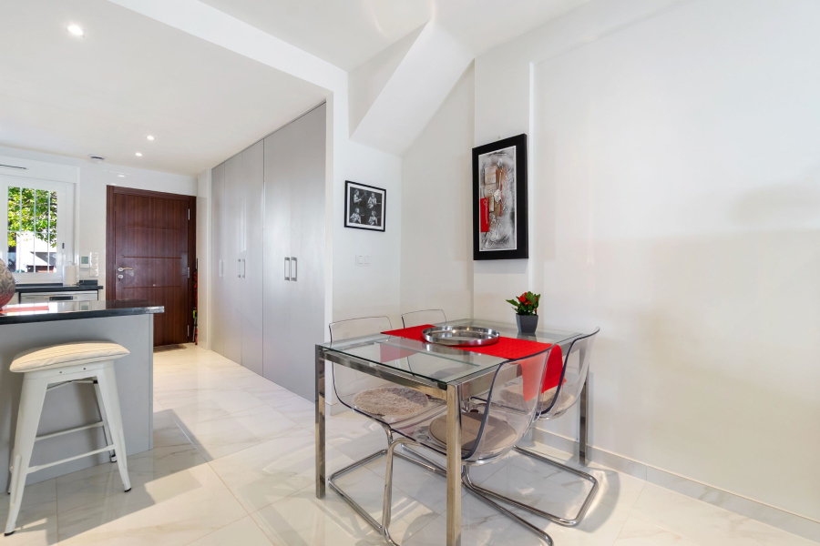 Resale - Lägenhet / Bungalow  - Torrevieja  - Aguas Nuevas