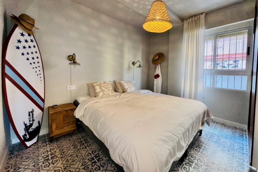 Resale - Apartamento/Bungalow - Torrevieja  - La Mata