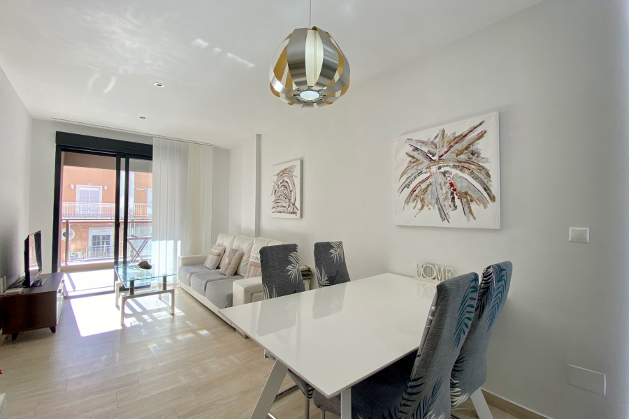 Resale - Apartamento/Bungalow - Torrevieja  - La Mata