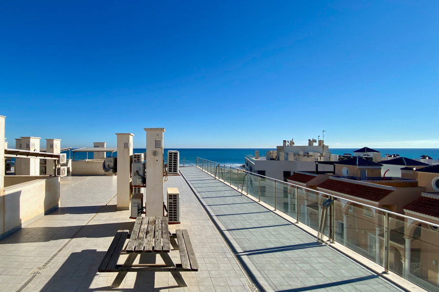 Resale - Apartamento/Bungalow - Torrevieja  - La Mata