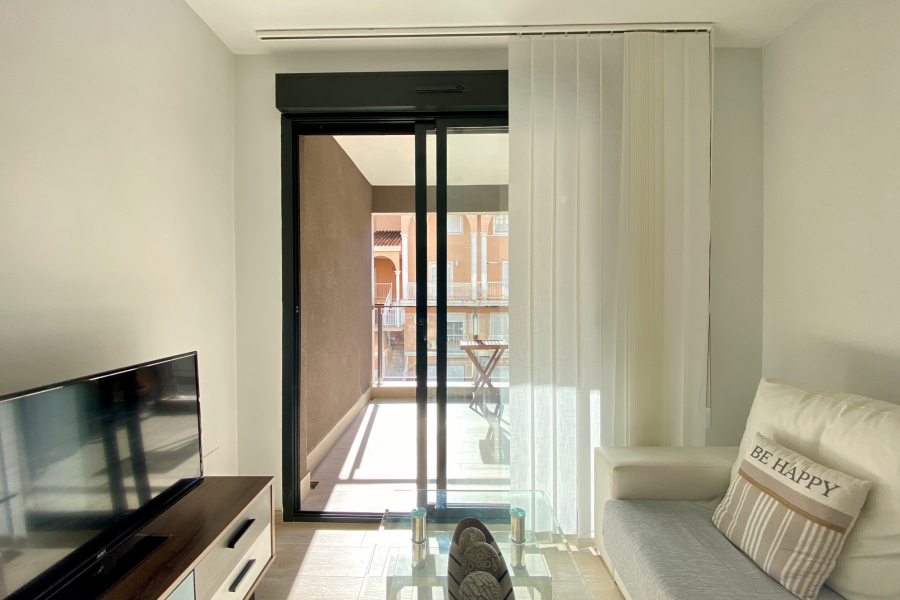 Resale - Apartamento/Bungalow - Torrevieja  - La Mata