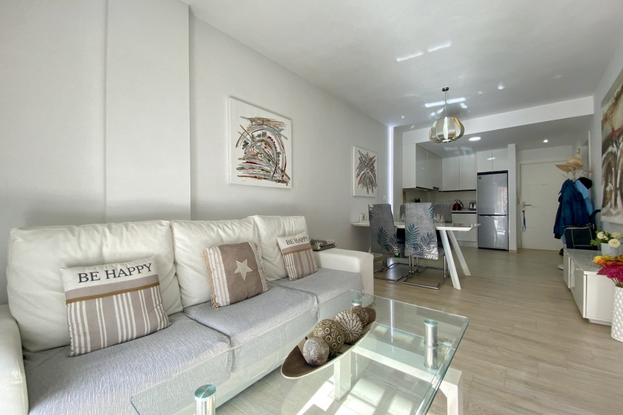 Resale - Apartamento/Bungalow - Torrevieja  - La Mata