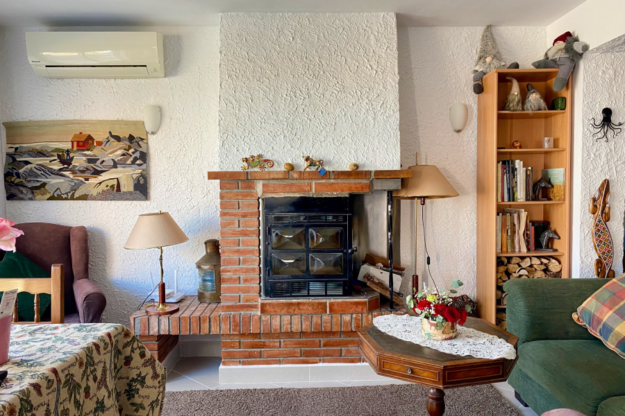 Resale - Villa / Semi detached - Torrevieja  - La Mata