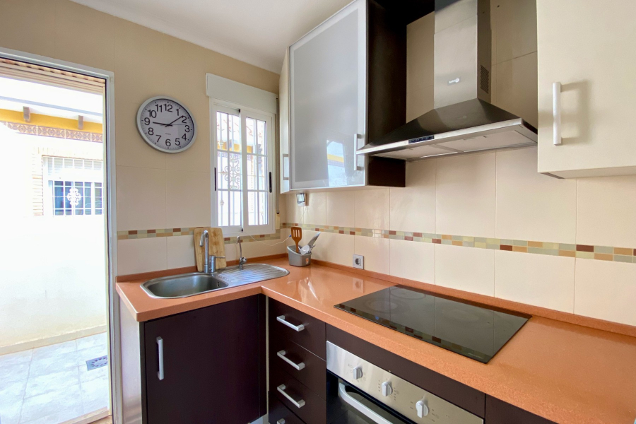 Resale - Villa - Torrevieja  - Torreblanca