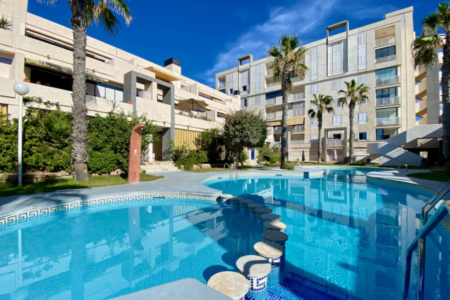 Resale - Apartment/Bungalow - Torrevieja  - La Mata
