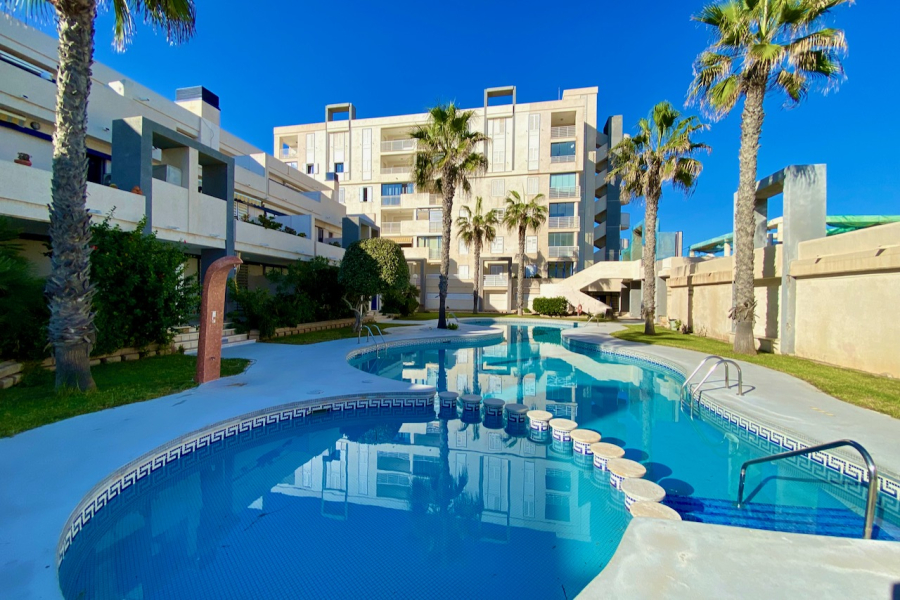 Resale - Apartment/Bungalow - Torrevieja  - La Mata