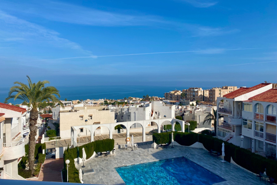 Resale - Apartment/Bungalow - Torrevieja  - Lomas del Mar