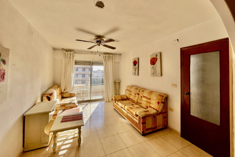 Resale - Lägenhet / Bungalow  - Orihuela Costa - Punta Prima