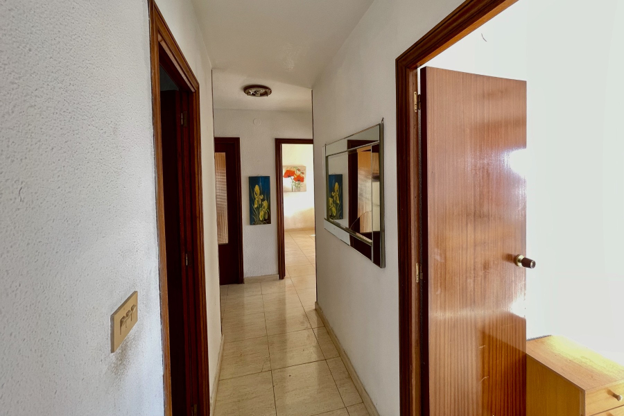 Resale - Lägenhet / Bungalow  - Orihuela Costa - Punta Prima