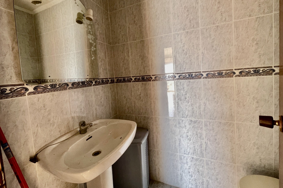 Resale - Lägenhet / Bungalow  - Orihuela Costa - Punta Prima