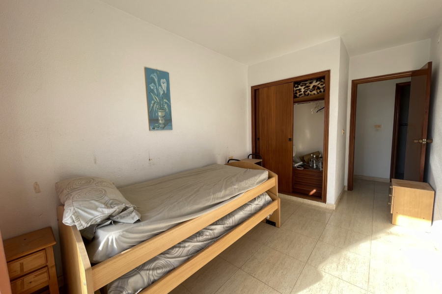 Resale - Lägenhet / Bungalow  - Orihuela Costa - Punta Prima