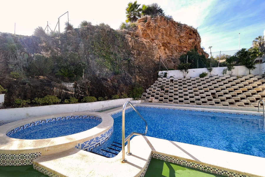 Resale - Villa - Torrevieja  - Cabo Cervera