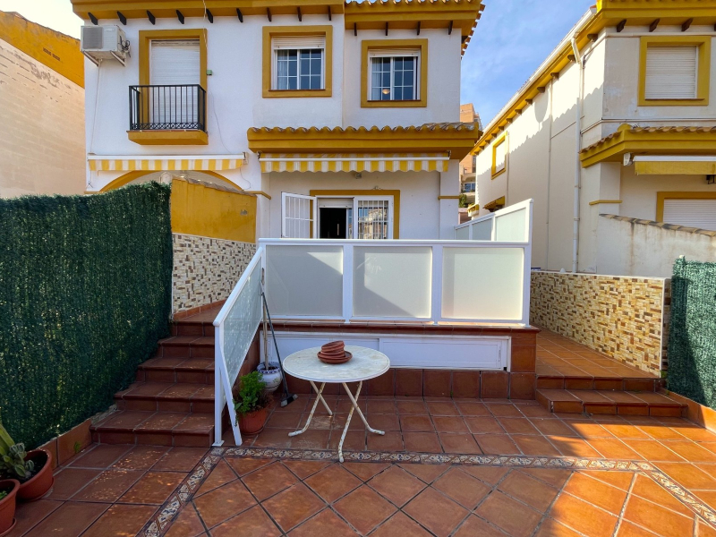 Villa - Resale - Torrevieja  - EC00186