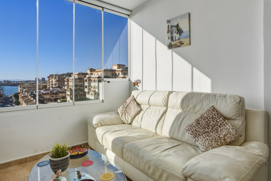 Resale - Lägenhet / Bungalow  - Torrevieja  - Cabo Cervera