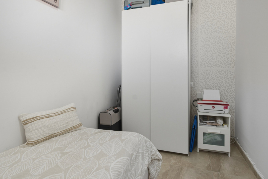 Resale - Lägenhet / Bungalow  - Torrevieja  - Cabo Cervera