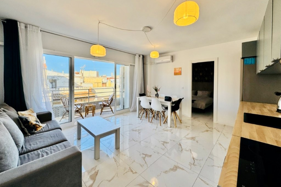 Resale - Apartment/Bungalow - Torrevieja  - La Mata
