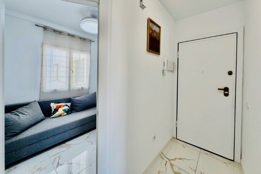 Resale - Apartment/Bungalow - Torrevieja  - La Mata