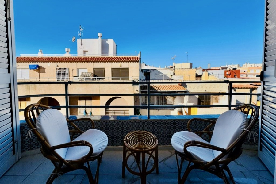 Resale - Apartment/Bungalow - Torrevieja  - La Mata
