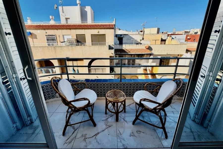 Resale - Apartment/Bungalow - Torrevieja  - La Mata