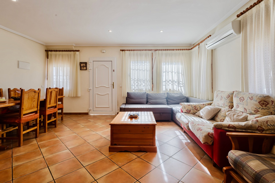 Resale - Apartamento/Bungalow - Torrevieja  - La Mata