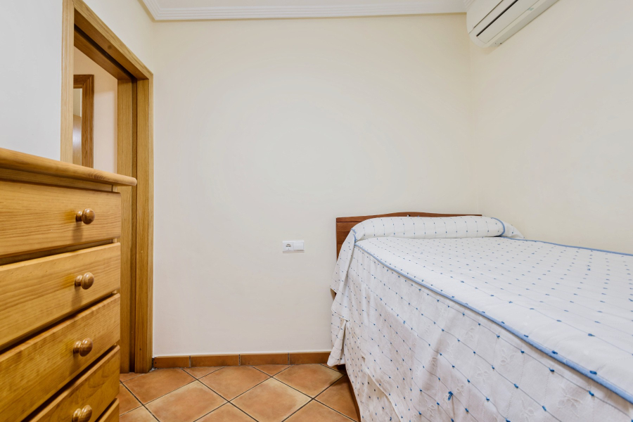 Resale - Apartamento/Bungalow - Torrevieja  - La Mata