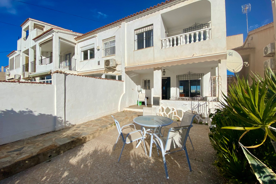 Resale - Townhouse / Duplex - Torrevieja  - La Mata