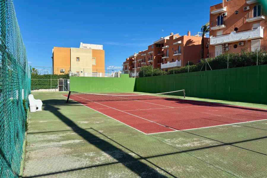 Resale - Apartamento/Bungalow - Torrevieja  - La Mata