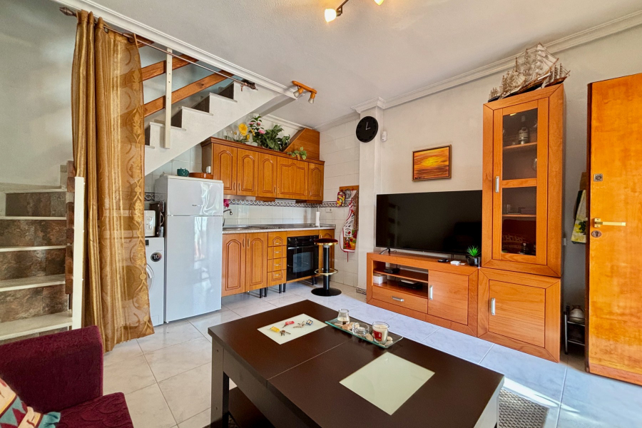 Resale - Apartamento/Bungalow - Torrevieja  - La Mata