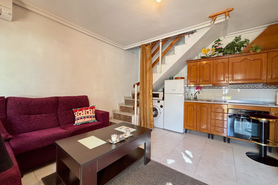 Resale - Apartamento/Bungalow - Torrevieja  - La Mata