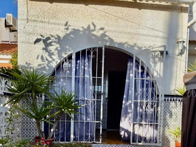 Bruktboliger - Rekkehus / Duplex - Torrevieja  - Calas Blancas