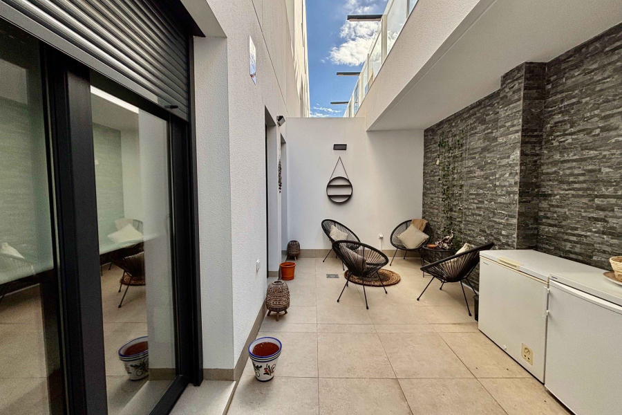 Resale - Lägenhet / Bungalow  - Guardamar del Segura - Los Secanos