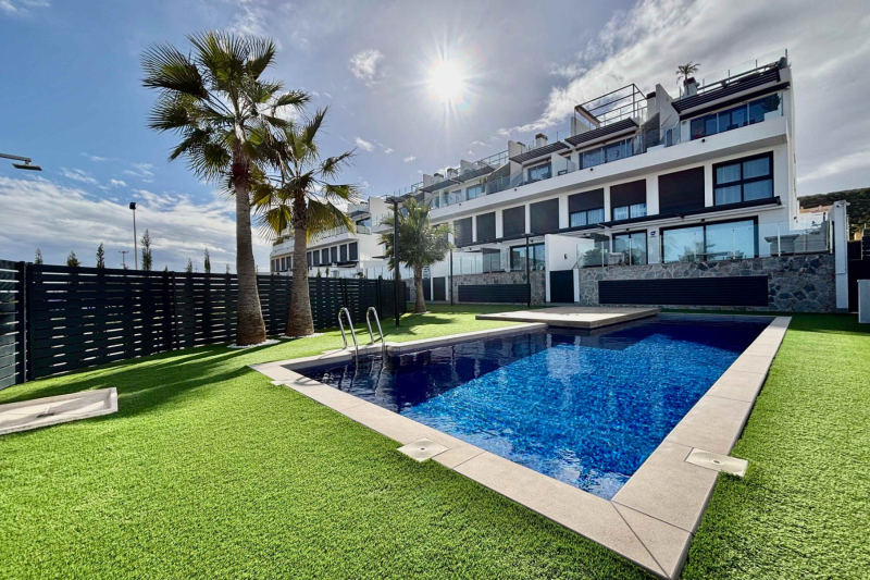 Lägenhet / Bungalow  - Resale - Guardamar del Segura - Los Secanos