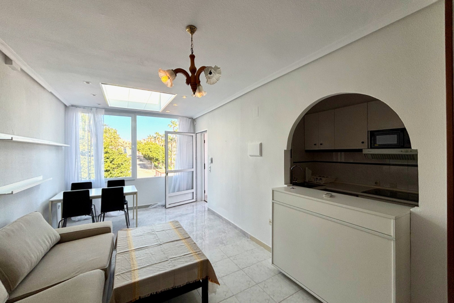 Resale - Radhus / Duplex - Torrevieja  - La Mata