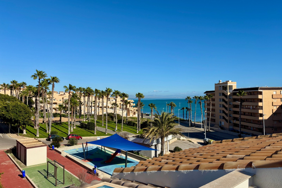 Resale - Radhus / Duplex - Torrevieja  - La Mata